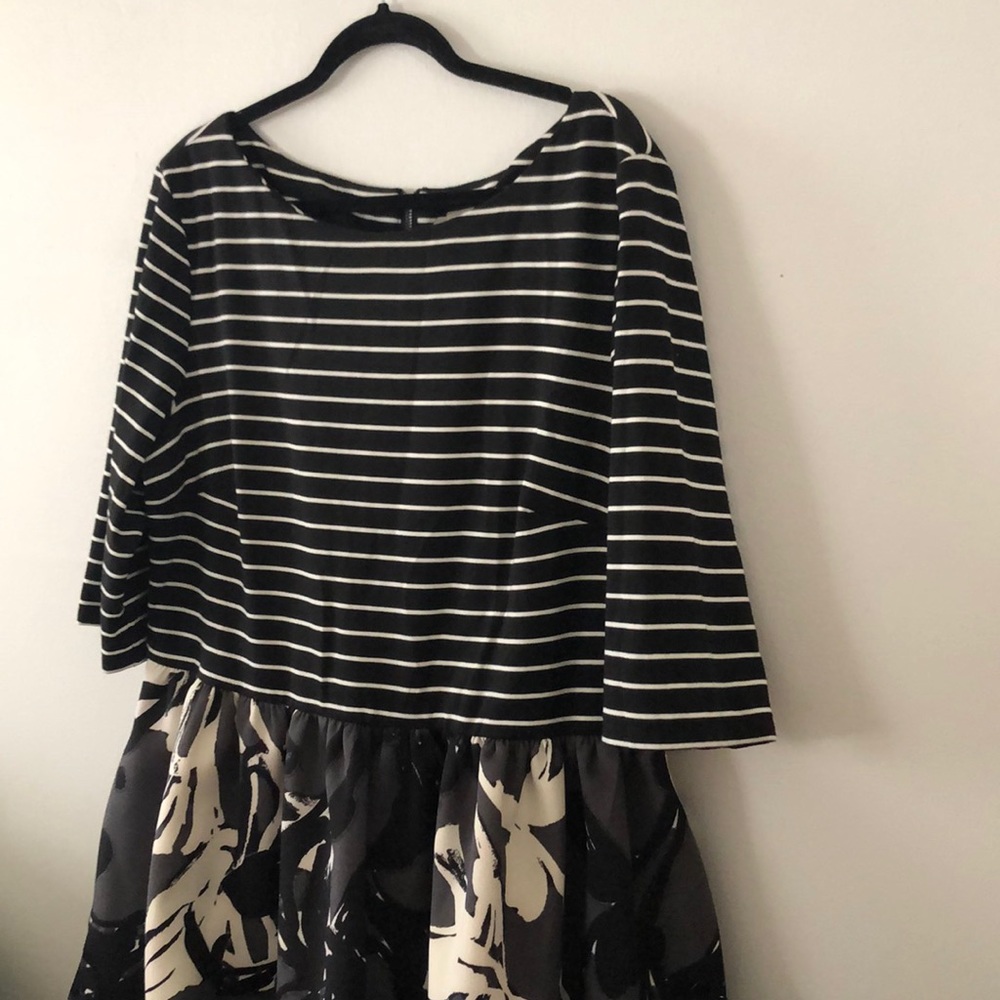 Black and white springy dress